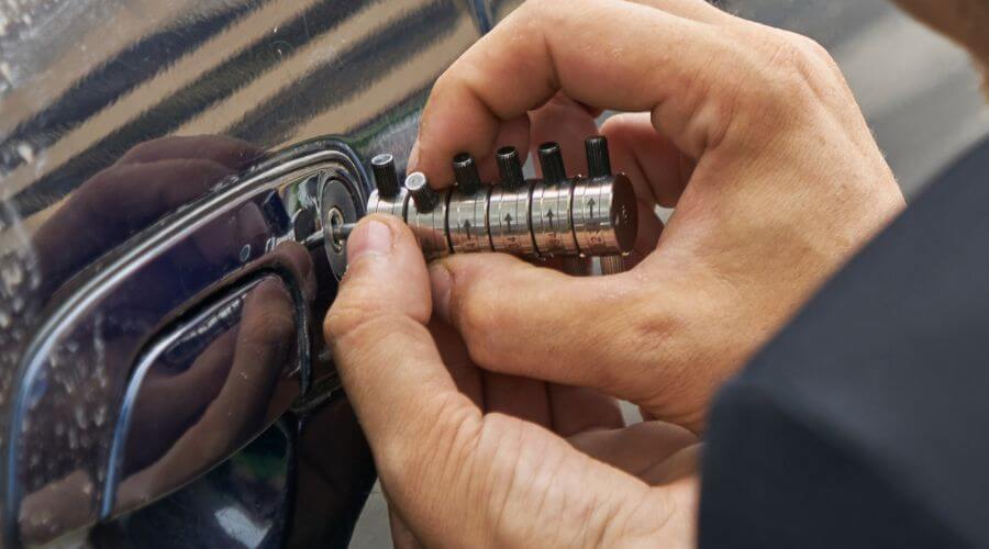 Professional New roof installation in Williamsport, IN